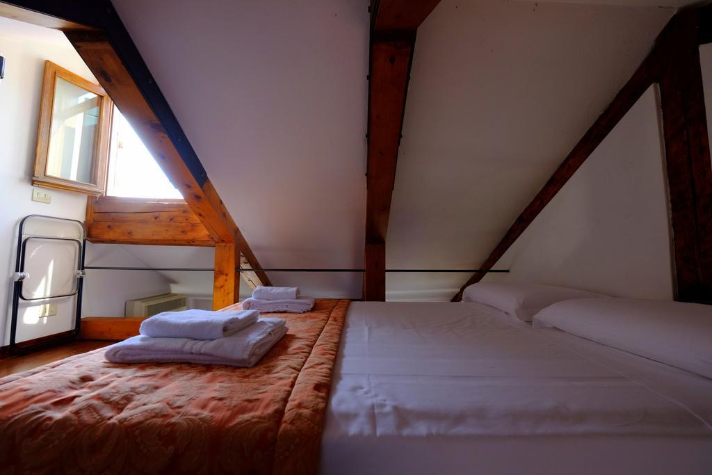 Appartement Mansardina San Marco à Venise Extérieur photo